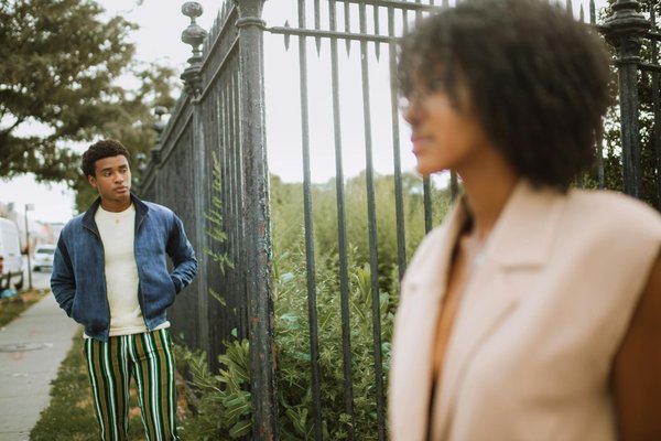 Secrets de Coiffure : Masterisez l'Art du Chignon Bun Parfait !